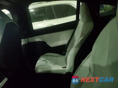 Zdjęcie 8 z 10 samochodu: 2024 TESLA MODEL X VIN:7SAXCBE62RF457019 - miniatura