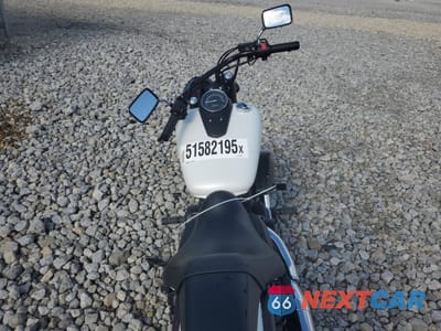 Zdjęcie 6 z 10 samochodu: 2019 HONDA VT750 C2B VIN:JH2RC5373KK900426 - miniatura