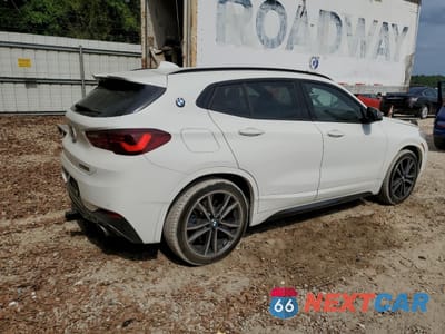 Trzecie zdjęcie samochodu z tyłu: 2020 BMW X2 M35I VIN:WBXYN1C08L5R86989 - miniatura