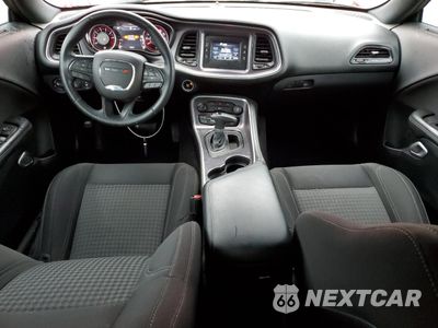 Zdjęcie 8 z 13 samochodu: 2015 DODGE CHALLENGER SXT VIN:2C3CDZAG8FH900896 - miniatura