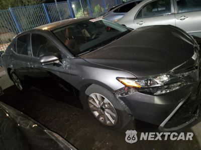 Czwarte zdjęcie samochodu z boku: 2021 TOYOTA CAMRY LE VIN:4T1C11AKKMU519521 - miniatura