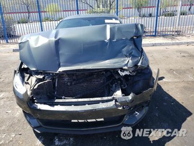 Piąte zdjęcie samochodu w środku: 2015 FORD MUSTANG VIN:1FA6P8AM0F5319227 - miniatura