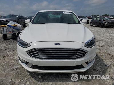 Piąte zdjęcie samochodu w środku: 2017 FORD FUSION SE HYBRID VIN:3FA6P0LU8HR359599 - miniatura