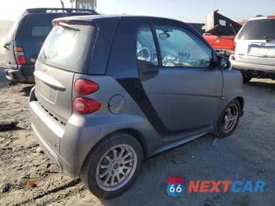 Trzecie zdjęcie samochodu z tyłu: 2013 SMART FORTWO PURE VIN:WMEEJ3BA8DK614526 - miniatura