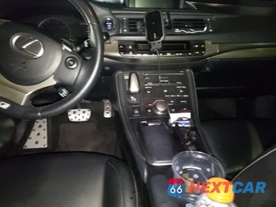 Zdjęcie 8 z 12 samochodu: 2015 LEXUS CT 200 VIN:JTHKD5BH5F2231520 - miniatura