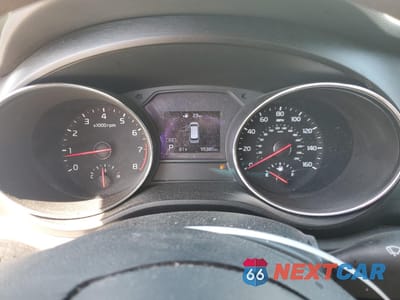 Zdjęcie 9 z 16 samochodu: 2020 KIA SEDONA LX VIN:KNDMB5C1XL6658164 - miniatura