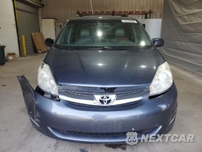 Piąte zdjęcie samochodu w środku: 2009 TOYOTA SIENNA XLE VIN:5TDBK22C19S026736 - miniatura