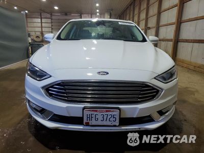 Piąte zdjęcie samochodu w środku: 2017 FORD FUSION SE HYBRID VIN:3FA6P0LU8HR410096 - miniatura