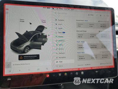 Zdjęcie 9 z 15 samochodu: 2022 TESLA MODEL Y VIN:7SAYGDEE7NF315691 - miniatura