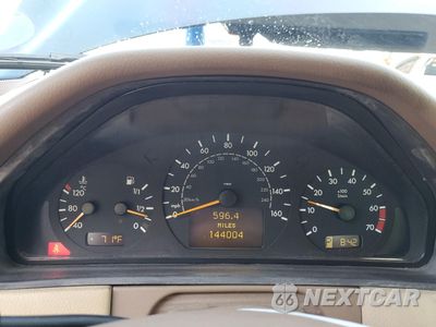 Zdjęcie 9 z 13 samochodu: 2002 MERCEDES-BENZ E 320 VIN:WDBJF65J42B487197 - miniatura