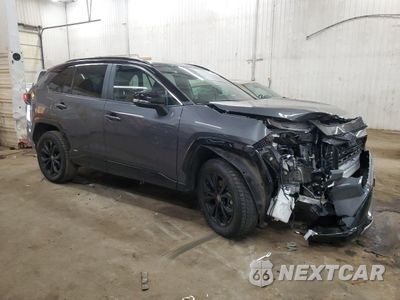 Czwarte zdjęcie samochodu z boku: 2024 TOYOTA RAV4 XSE VIN:2T3E6RFV0RW067010 - miniatura