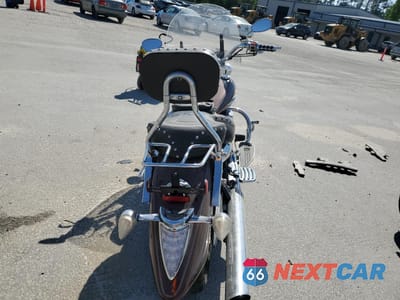 Czwarte zdjęcie samochodu z boku: 2006 YAMAHA XV1900 CT VIN:JYAVP22E26A003695 - miniatura