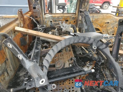 Zdjęcie 6 z 10 samochodu: 2011 FORD F450 SUPER DUTY VIN:1FT8W4DT3BEC26228 - miniatura