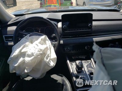 Zdjęcie 8 z 13 samochodu: 2024 MITSUBISHI OUTLANDER VIN:JA4J3VA8XRZ043423 - miniatura