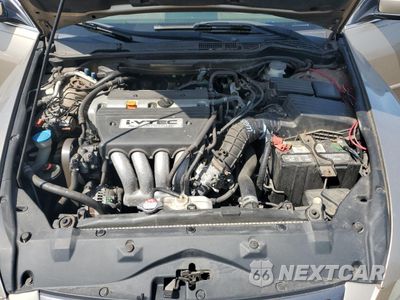 Zdjęcie 11 z 14 samochodu: 2004 HONDA ACCORD LX VIN:3HGCM56374G706627 - miniatura