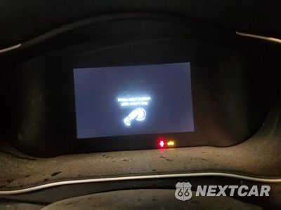Zdjęcie 9 z 13 samochodu: 2014 KIA CADENZA PREMIUM VIN:KNALN4D71E5152308 - miniatura