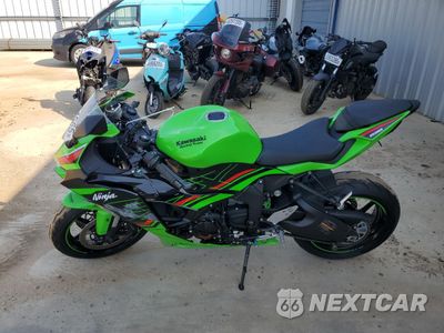 Trzecie zdjęcie samochodu z tyłu: 2024 KAWASAKI ZX636 K VIN:JKBZXJK13RA001462 - miniatura