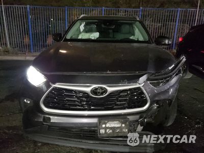 Piąte zdjęcie samochodu w środku: 2023 TOYOTA HIGHLANDER L VIN:5TDKDRBH6PS045651 - miniatura