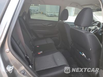 Zdjęcie 11 z 13 samochodu: 2017 NISSAN ROGUE S VIN:JN8AT2MT8HW388801 - miniatura