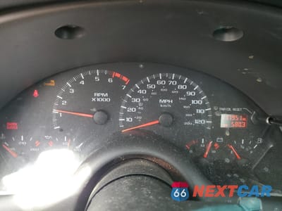 Zdjęcie 9 z 12 samochodu: 2002 CHEVROLET CAMARO VIN:2G1FP22K622112201 - miniatura