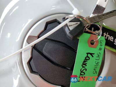 Zdjęcie 8 z 10 samochodu: 2024 KAWASAKI ZX636 K VIN:JKBZXJK19RA003636 - miniatura