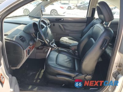 Zdjęcie 7 z 14 samochodu: 2000 VOLKSWAGEN NEW BEETLE GLS VIN:3VWCD21C8YM492675 - miniatura