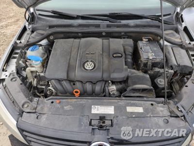 Zdjęcie 13 z 14 samochodu: 2012 VOLKSWAGEN JETTA SE VIN:3VWDX7AJ0CM424449 - miniatura