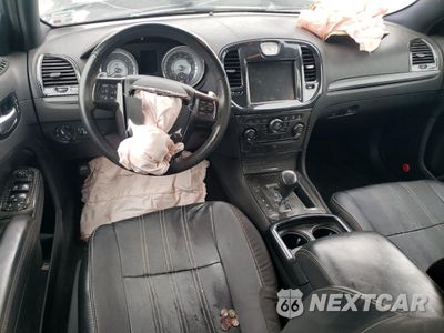 Zdjęcie 8 z 12 samochodu: 2013 CHRYSLER 300 S VIN:2C3CCABT4DH708226 - miniatura