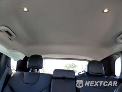 Zdjęcie 10 z 15 samochodu: 2019 JEEP CHEROKEE LIMITED VIN:1C4PJLDB5KD488351 - miniatura