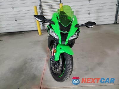 Drugie zdjęcie samochodu z przodu: 2016 KAWASAKI ZX1000 S VIN:JKAZXCS16GA003140 - miniatura