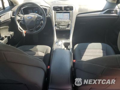 Zdjęcie 8 z 13 samochodu: 2019 FORD FUSION SE VIN:3FA6P0LU1KR263966 - miniatura