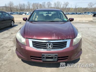Piąte zdjęcie samochodu w środku: 2008 HONDA ACCORD LX VIN:1HGCP26368A133813 - miniatura