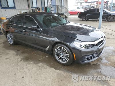 Czwarte zdjęcie samochodu z boku: 2018 BMW 530E VIN:WBAJA9C55JB252407 - miniatura