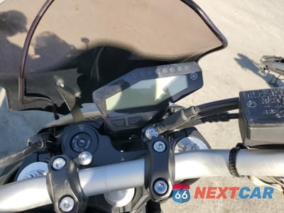 Zdjęcie 7 z 8 samochodu: 2018 YAMAHA MT09 C VIN:JYARN53Y8JA000665 - miniatura