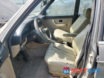 Zdjęcie 7 z 12 samochodu: 1986 BMW 535 I AUTOMATIC VIN:WBADC8402G1720869 - miniatura