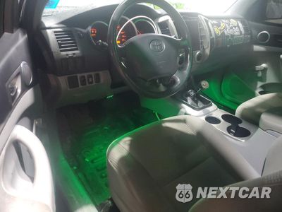 Zdjęcie 8 z 15 samochodu: 2007 TOYOTA TACOMA VIN:5TEPX42N37Z340960 - miniatura