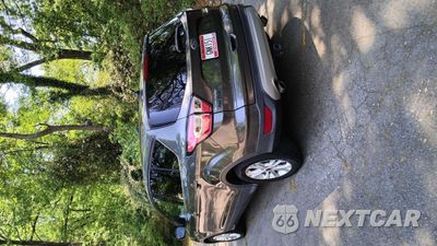 Trzecie zdjęcie samochodu z tyłu: 2017 FORD ESCAPE SE VIN:1FMCU0GD6HUD48718 - miniatura