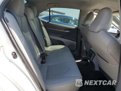 Zdjęcie 10 z 14 samochodu: 2019 TOYOTA CAMRY L VIN:4T1B11HK8KU854887 - miniatura