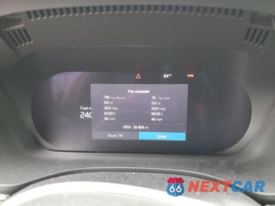 Zdjęcie 9 z 14 samochodu: 2024 VOLVO XC60 PLUS VIN:YV4L12RL1R1711424 - miniatura