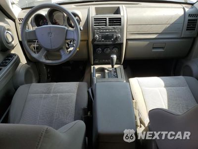 Zdjęcie 8 z 13 samochodu: 2007 DODGE NITRO SXT VIN:1D8GT28K47W683322 - miniatura