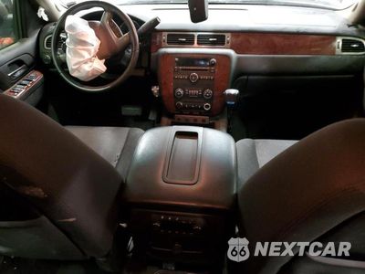 Zdjęcie 8 z 14 samochodu: 2012 CHEVROLET TAHOE K1500 LS VIN:1GNSKAE0XCR154935 - miniatura