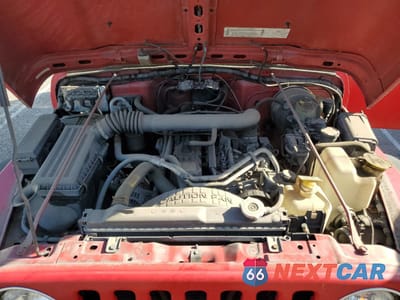 Zdjęcie 12 z 13 samochodu: 2000 JEEP WRANGLER / TJ SPORT VIN:1J4FA49S3YP726578 - miniatura