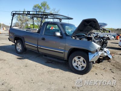 Czwarte zdjęcie samochodu z boku: 2001 CHEVROLET SILVERADO K1500 VIN:1GCEK14T41E104991 - miniatura
