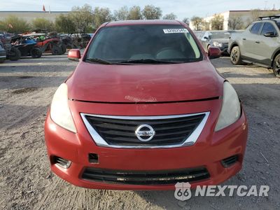 Piąte zdjęcie samochodu w środku: 2014 NISSAN VERSA S VIN:3N1CN7AP1EK463013 - miniatura