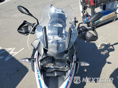 Piąte zdjęcie samochodu w środku: 2017 BMW R1200 GS VIN:WB10A6100HZ654824 - miniatura