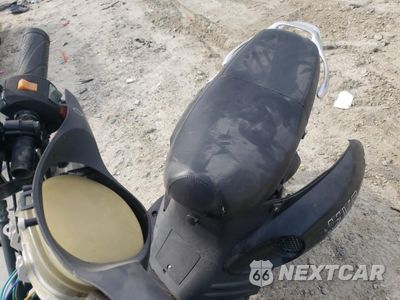 Piąte zdjęcie samochodu w środku: 2020 SCOO SCOOTER VIN:L2BB2NCC0LB411097 - miniatura