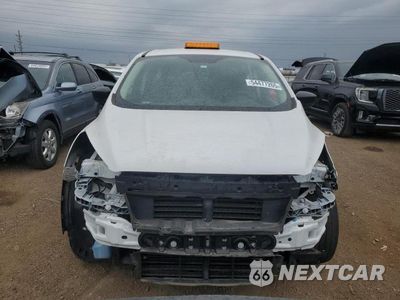 Piąte zdjęcie samochodu w środku: 2018 FORD ESCAPE S VIN:1FMCU0F72JUB38103 - miniatura