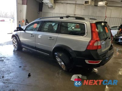 Drugie zdjęcie samochodu z przodu: 2010 VOLVO XC70 T6 VIN:YV4992BZ4A1087902 - miniatura
