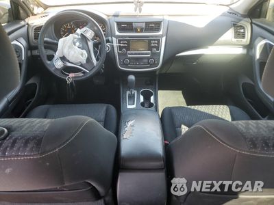Zdjęcie 8 z 14 samochodu: 2017 NISSAN ALTIMA 2.5 VIN:1N4AL3AP1HC167072 - miniatura