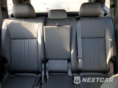 Zdjęcie 10 z 15 samochodu: 2023 VOLKSWAGEN TIGUAN SE R-LINE BLACK VIN:3VVCB7AX6PM012271 - miniatura